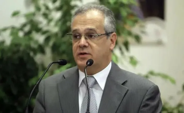 fransa-cumhurbaskani-macron-nijer-buyukelcimiz-rehin-alindi-1694805030718.jpeg Nijer affetmedi! Fransa Cumhurbaşkanı Macron: "Nijer Büyükelçimiz rehin alındı"-3