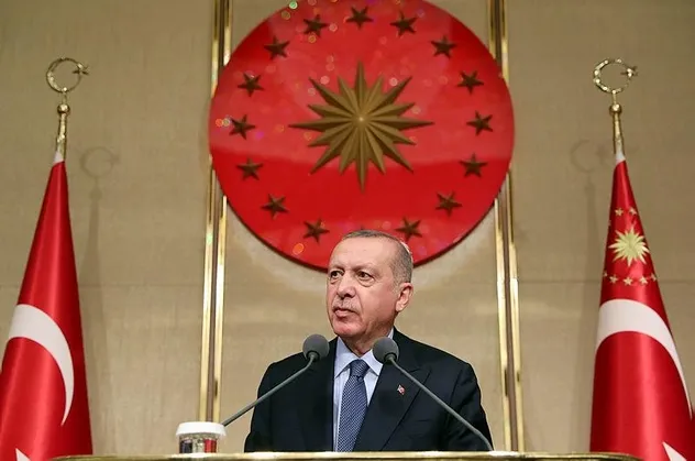 Başkan Erdoğan: Dimdik ayaktayız