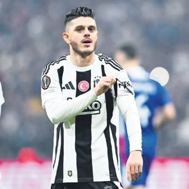 Rashica takımda kalacak
