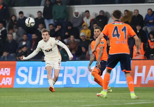 fransiz-basinindan-flas-iddia-lyon-kerem-akturkoglu-icin-sartlari-zorlayacak-1652433165529.jpg Fransız basınından flaş iddia: Lyon Kerem Aktürkoğlu için şartları zorlayacak-3