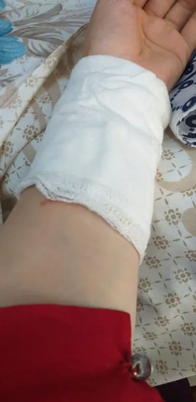 dun-esinden-siddet-gordugunu-soylemisti-bugun-cesedini-teshis-etti-1610706818981.jpg Dün eşinden şiddet gördüğünü söylemişti! Bugün cesedini teşhis etti-7