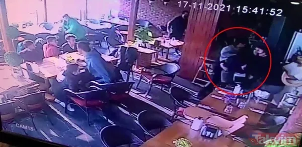 Düzce'deki depremde panik anları! Korkudan bayılan kadın saniye saniye kameralarda - 9