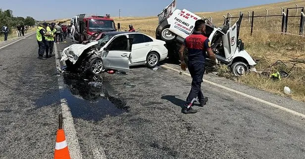 Yozgat’ta katliam gibi kaza: 4 kişi hayatını kaybetti