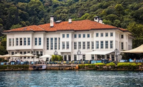 Les Ottomans Hotel'in tanıtımında garip bir karışıklık: Sahibi hattat değil Sadrazam-6