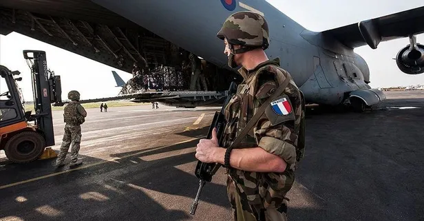 Afrika ülkeleri, Fransa sömürgesine karşı ayaklandı!