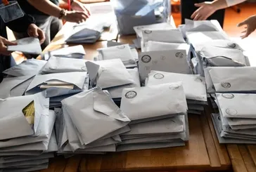 YSK’dan 6 il ve 10 ilçe için seçim kararı!