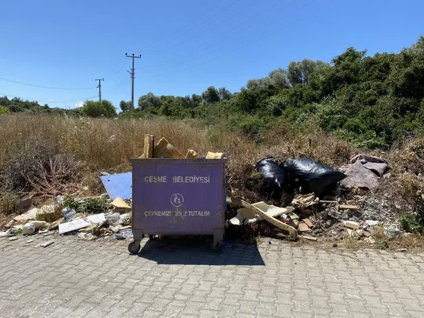 izmir-cesmede-cop-krizi-chpli-belediye-seyirci-kaldi-1623093786979.jpeg İzmir Çeşme'de çöp krizi! CHP'li belediye seyirci kaldı...-2