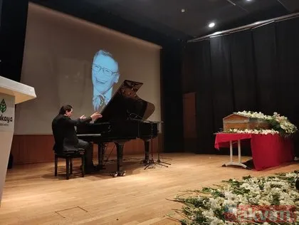 Ünlü piyanist Fazıl Say’dan babasına ’Babam Ahmet Say’ bestesi ile veda! Fazıl Say’ın eleştirdiği İmamoğlu cenazeye katılmadı