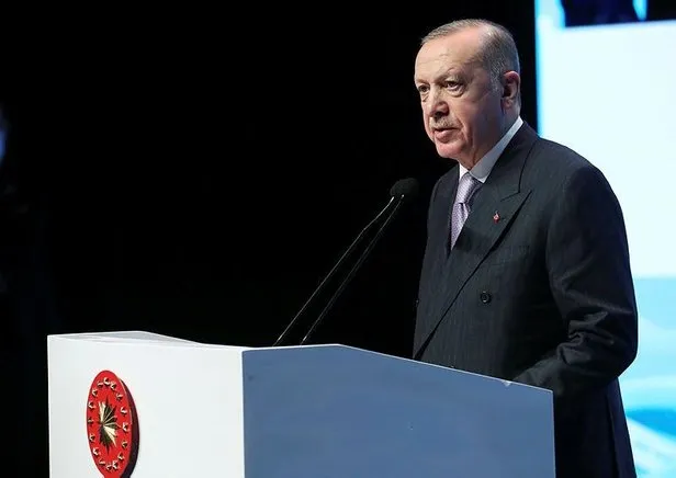 baskan-erdogandan-necip-fazil-odulleri-toreninde-onemli-aciklamalar-1640548630407.jpeg Başkan Erdoğan'dan 'Necip Fazıl Ödülleri' töreninde önemli açıklamalar-5