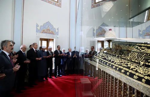 Erdoğan Kur'an-ı Kerim okudu-2