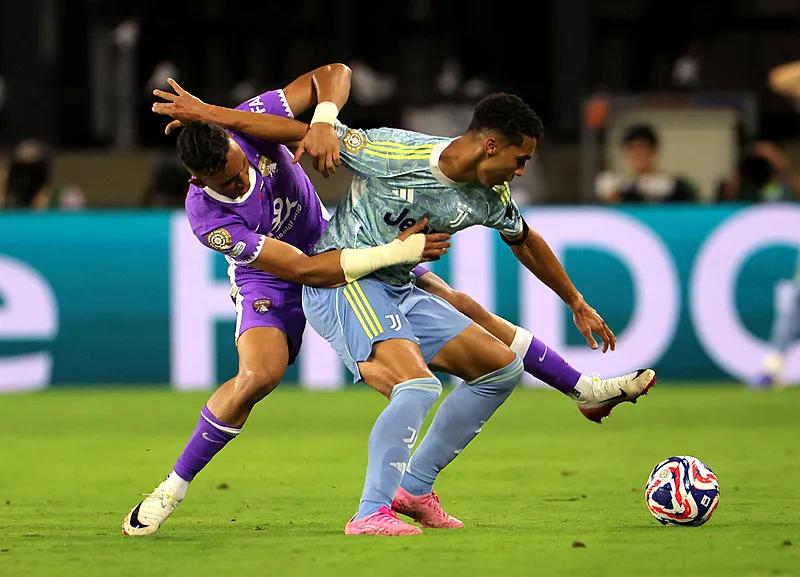 Galatasaray'dan transferde ters köşe! O tarihte teklif yapılacak - 25