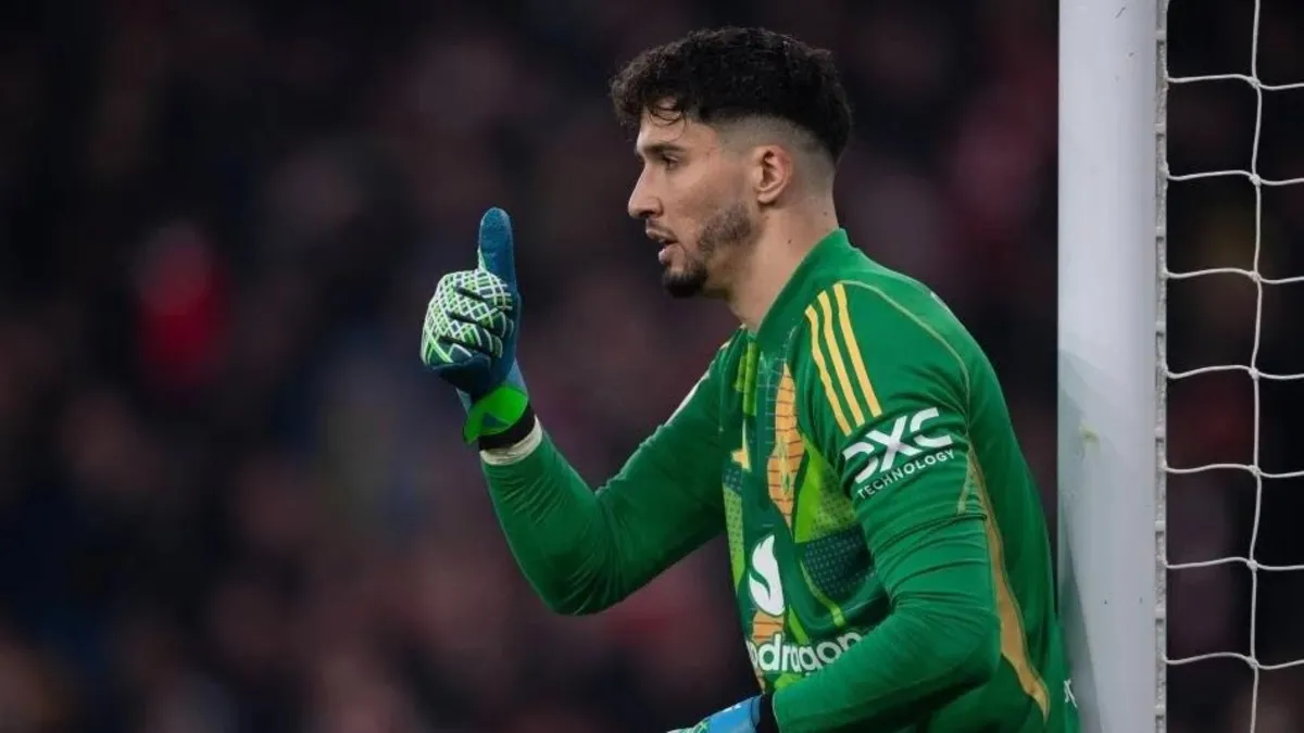 Altay Bayındır Beşiktaş'a doğru