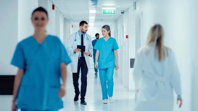 18-55 yaş arası hastanelere deneyimli deneyimsiz personel alımı yapılıyor! Başvurular bu sabah 11.00’de alınmaya başladı! İşte şartlar-5