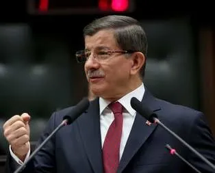 Bayrağı dik ezanı gür tutarız