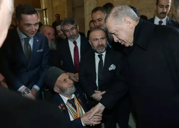 guzum-teyzenin-baskan-erdogan-sevgisi-yurekleri-isitti-1678876843770.jpeg Guzum teyzenin Başkan Erdoğan sevgisi yürekleri ısıttı!-3