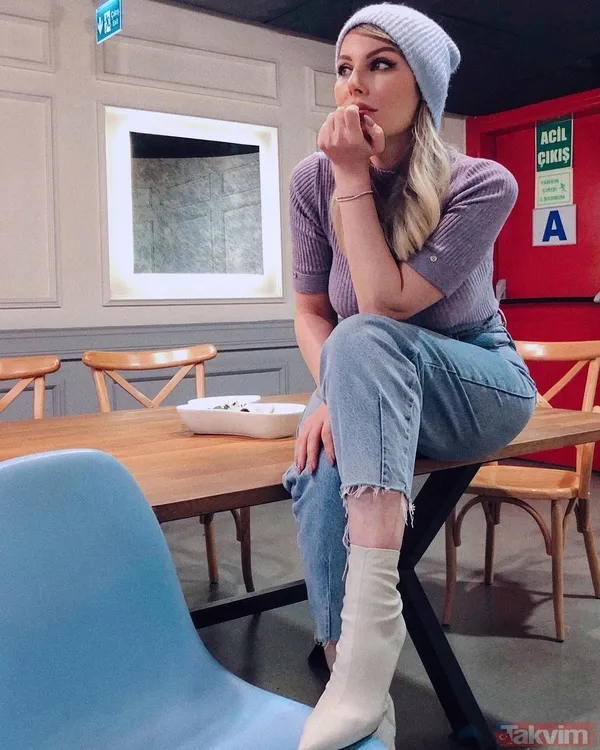 Hande Sarıoğlu bir yılan dansı yaptı ortalık zangır zangır "Tıııssss...." Fatih Ürek'ten miras yılan dansıyla Hande Sarıoğlu... - 19