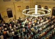 Ramazan Nisanın kaçında başlıyor? İlk sahura hangi gün kalkılacak? Ramazanda camiler açık mı?