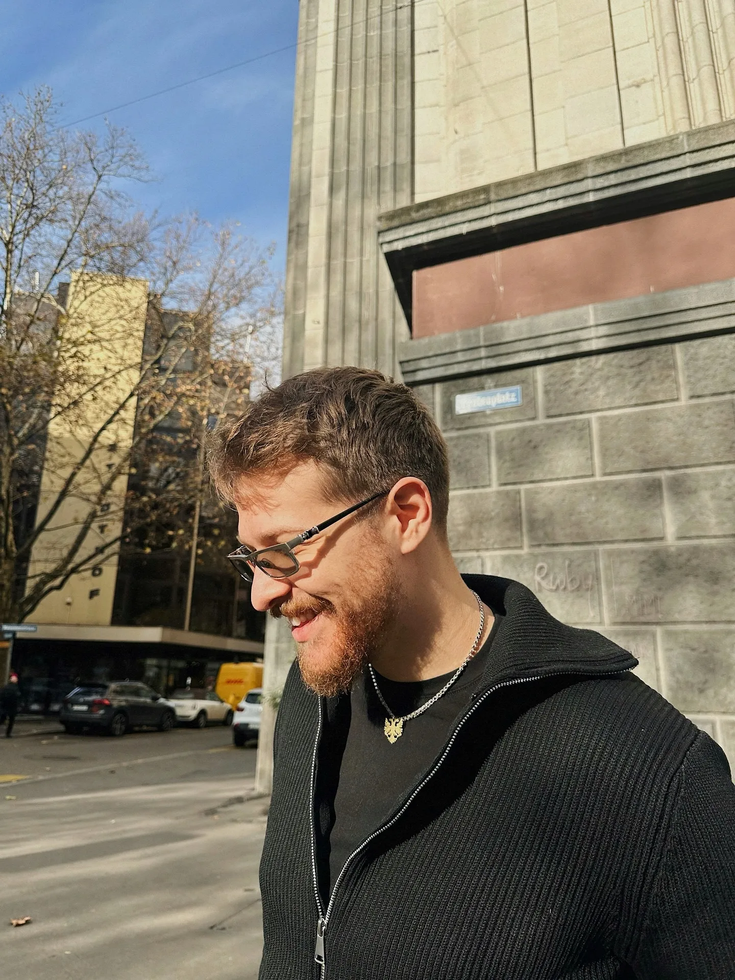 Burak Yörük’ün ilginç rotası! 6 yaşında setle tanıştı... Babası yapımcı olunca çocukluk hayalinden vazgeçti! - 5