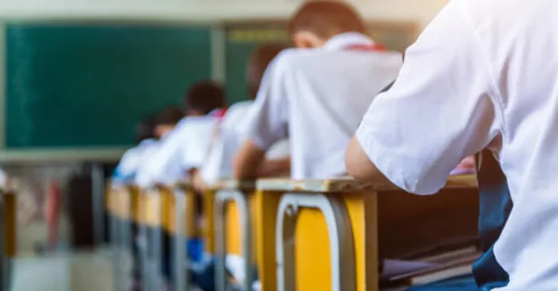 AÖL sınavı saat kaçta başlıyor ve bitiyor? MEB AÖL 1. dönem sınavı kaç dakika sürüyor?