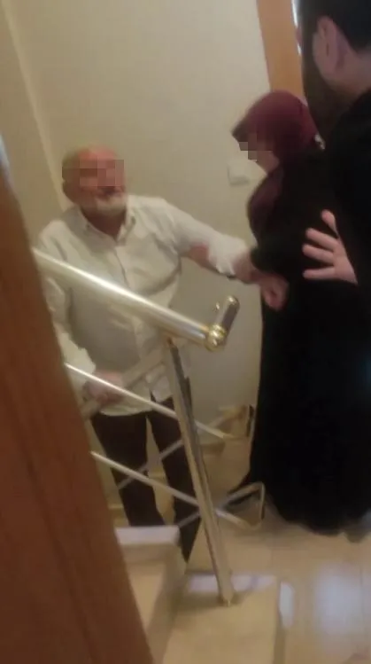 ev-sahibi-haci-amca-kiraya-zam-yapmak-istedi-kavga-cikti-1664278485073.jpg Ev sahibi hacı amca kiraya zam yapmak istedi kavga çıktı-5