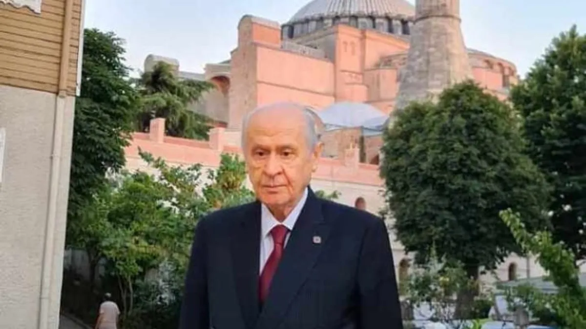 MHP Lideri Devlet Bahçeli'den Ayasofya mesajı: Uykuları kaçan iç ve dış işgal cephesini rahatsız etmeye devam!