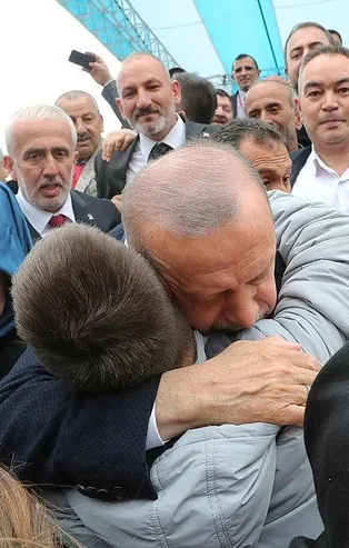 Başkan Erdoğan'a Düzce'de sevgi seli!