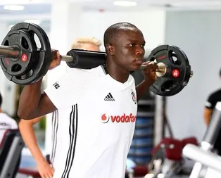 Şok! Aboubakar sakatlandı