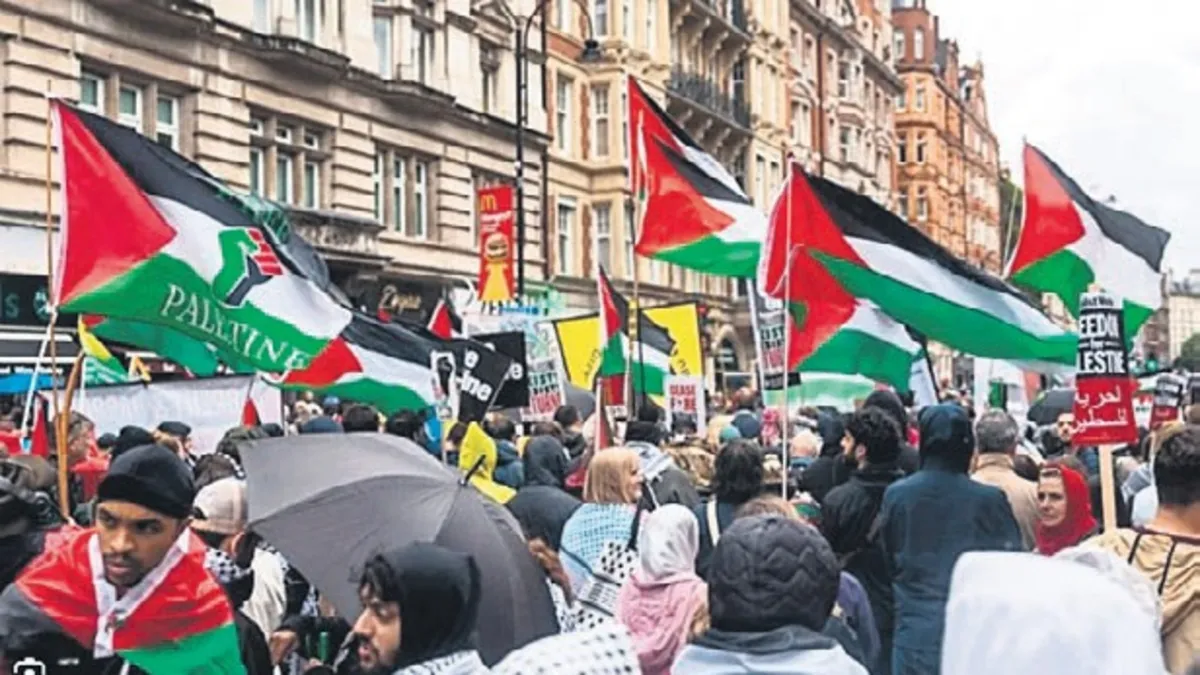 BBC'ye İsrail yanlısı tutum sergilediği için protestoculardan büyük tepki!