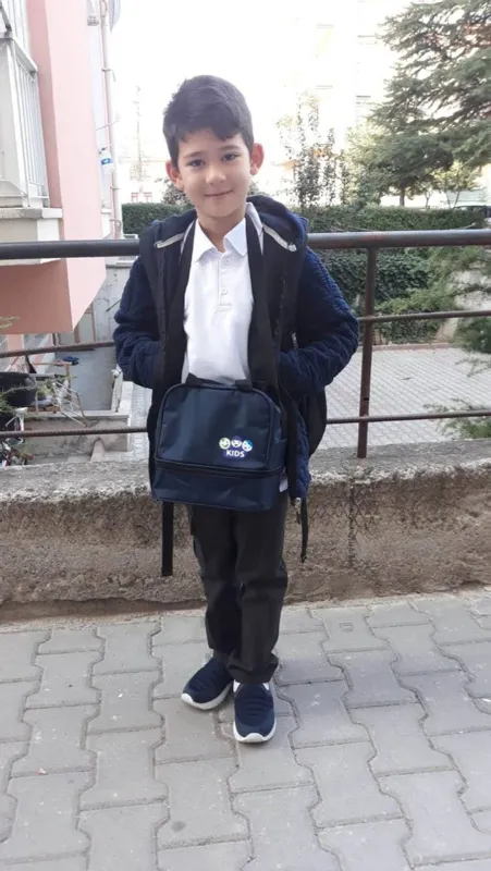 son-dakika-siringa-cikolata-mert-yagiz-koksali-hayattan-almisti-6-kamu-gorevlisi-hakkinda-13-yil-hapis-istemi-1613383436435.jpg SON DAKİKA: Şırınga çikolata Mert Yağız Köksal'ı hayattan almıştı! 6 kamu görevlisi hakkında 13 yıl hapis istemi-5