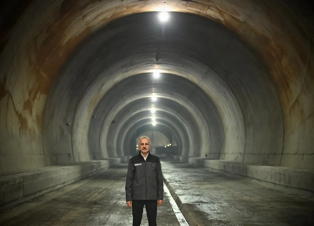 1781077955197.jpg Bakan Uraloğlu açıkladı: Ankara-İstanbul YHT hattında süreler kısalıyor-3