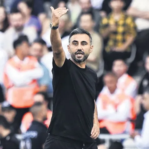 İlk 8 haftada 5 hoca değişti