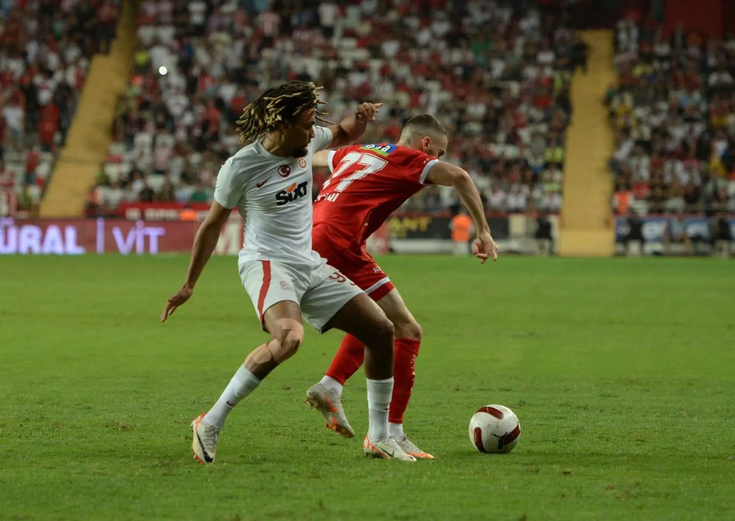 Galatasaray'ın 2 eski yıldızı dönüyor! 3 transfer yolda - 20