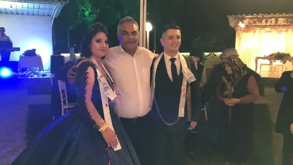 kilosu-800-850-lira-amasya-tasovada-cicek-bamyasi-dugunlerde-gram-altin-yerine-takiliyor-1657002001567.jpg Kilosu 800-850 lira! Amasya Taşova'da çiçek bamyası düğünlerde gram altın yerine takılıyor-8