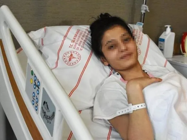 Genç kıza bağırsaktan cinsel organ yaptılar-3