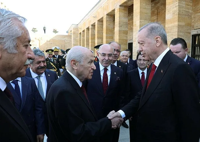 Başkan Erdoğan'dan "Cumhuriyetin 100’üncü yıl dönümü" mesajı: Cumhuriyetimizi daha da güçlendirerek yeni asrına hazırlamanın gayreti içindeyiz-6