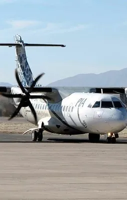 Pakistan'da yolcu uçağı düştü!