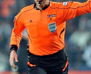 MHK skandal hakemin düdüğünü astı!