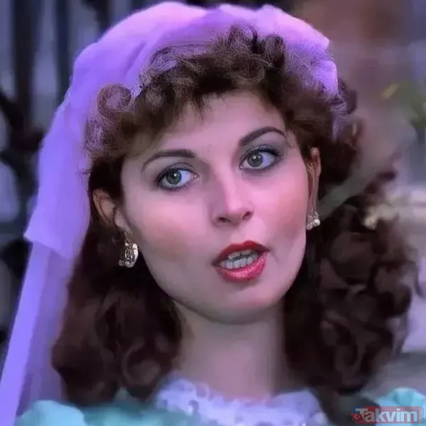 Ancak Son Günlerde Sosyal Medyada Paylaşılan Fotoğrafı, Hayranlarını Şaşırttı. Zamana Yenik Düştüğü Görülen Mutlu'nun Son Hali, Sevenleri Tarafından Büyük...