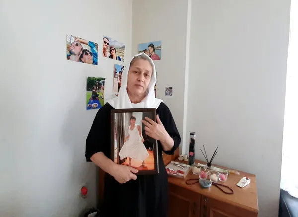 dugun-hazirliklari-yaparken-meksikada-hayatini-kaybeden-arzu-nena-buttun-annesi-kizinin-gelinligini-istiyor-1625321767453.jpg Düğün hazırlıkları yaparken Meksika'da hayatını kaybeden Arzu Nena Butt'un annesi kızının gelinliğini istiyor-11