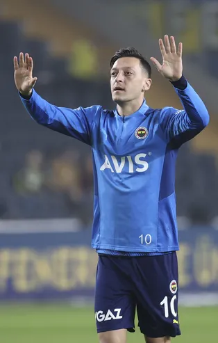Fenerbahçe'den Mesut Özil açıklaması