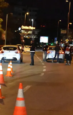 İstanbul'da 5 bin polisle asayiş uygulaması