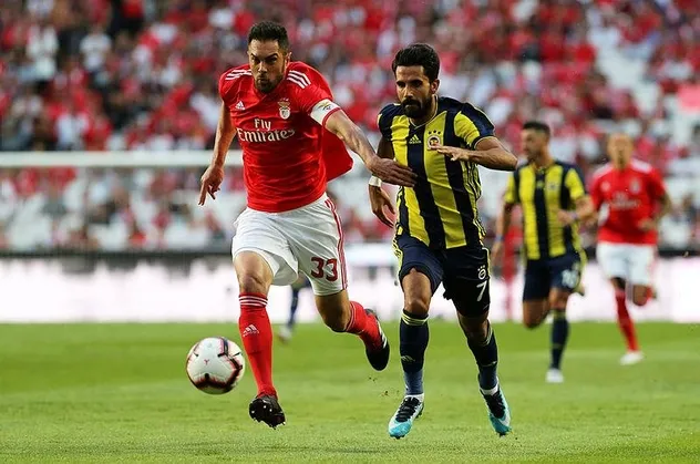 Kanarya turu Kadıköy'e bıraktı I Benfica: 1 - Fenerbahçe: 0 (MAÇ SONUCU)