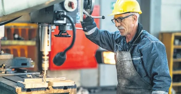 Çalışan emeklilere büyük müjde! 5 bin lira ikramiyede son hafta | Yasa bu hafta çıkacak | Kimler alacak? Nasıl ödenecek?