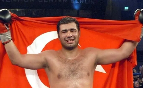 sinan-samil-sam-kimdir-sinan-samil-sam-heykeli-nerede-yapildi-1623678693918.jpg Sinan Şamil Sam kimdir? Sinan Şamil Sam heykeli nerede yapıldı?-4