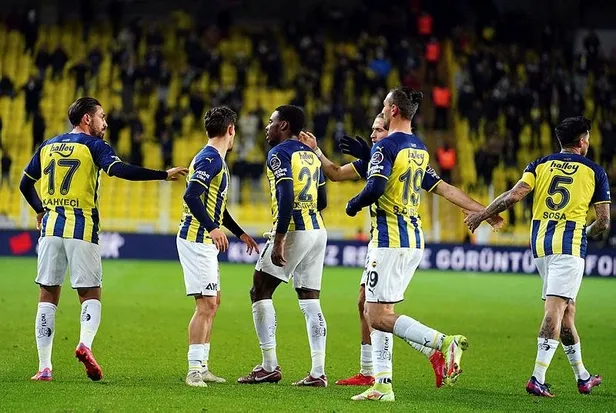 fenerbahce-geriye-dustugu-macta-altayi-devirdi-irfan-can-bir-gol-ve-bir-asistle-maca-damgasini-vurdu-1642625487593.jpeg Fenerbahçe geriye düştüğü maçta Altay'ı devirdi! İrfan Can bir gol ve bir asistle maça damgasını vurdu-5