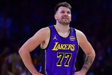 Luka Doncic forması en çok satılan oyuncu oldu