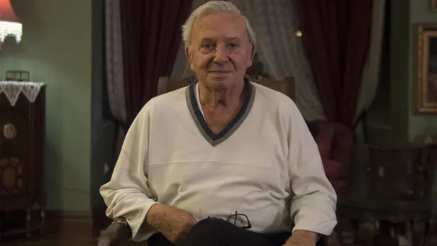 Seyfi Dursunoğlu'nun mirasını kimlere bıraktığı resmi olarak açıklandı! Huysuz Virjin evindeki yardımcısını da unutmadı-5