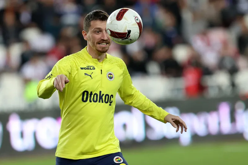 mert-hakan-yandas-teror-orgutu-uyesi-hakan-sukur-1716144797663.jpg Mert Hakan Yandaş: Terör örgütü üyesi Hakan Şükür...-1