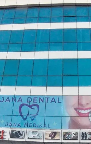 Bu bir Esenyurt haberidir! Şehrin göbeğine Jana Hospital adında kaçak hastane açmışlar...