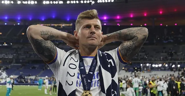 Efsaneye veda! Toni Kroos futbolu bırakıyor